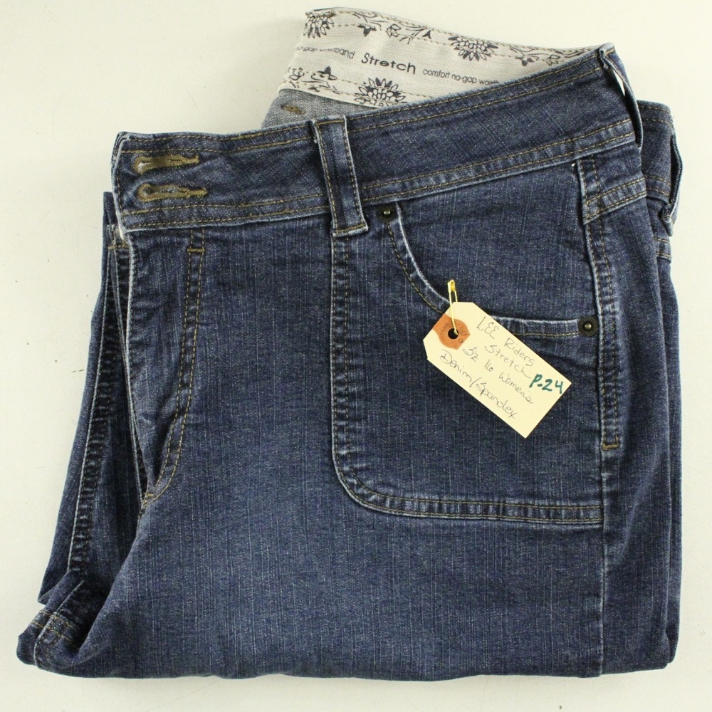 LEE Platinum Label Classic Cargo Capri 16M Jeans